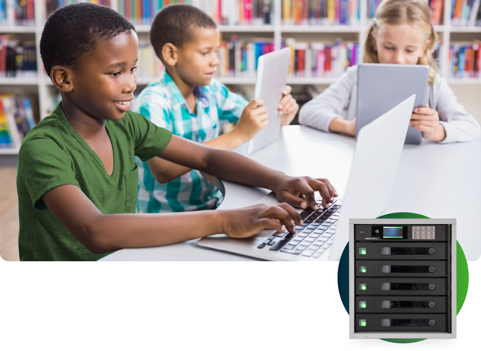 LNC-Global-Smart Locker web-2024.05.08-Maximize in-seat time for students-980x716